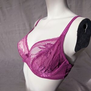 Wacoal Lace Underwire Bra - Fuchsia